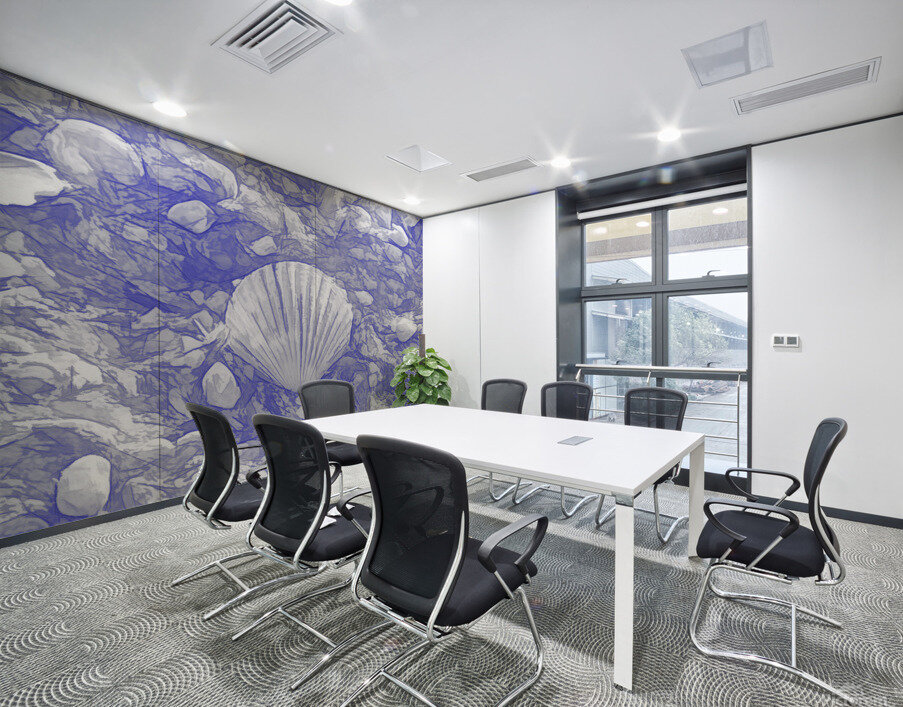 Scallop Shell On Blue and White Wall Printing