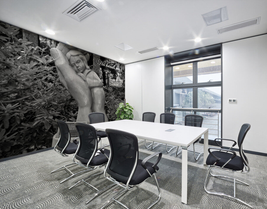 Safe In His Hands Wall Printing