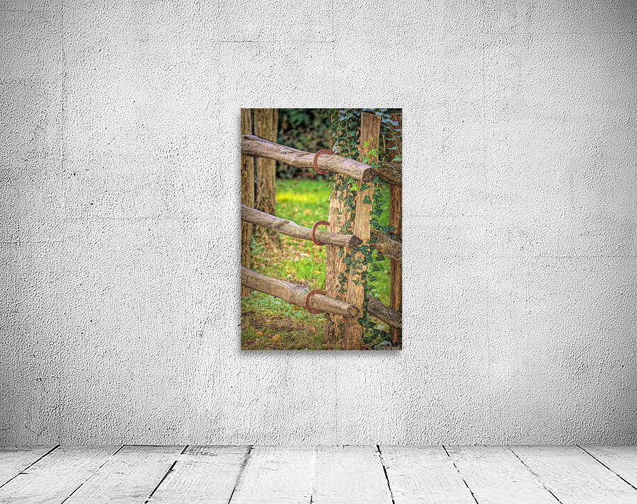 Horseshoe Fence Wall Preview