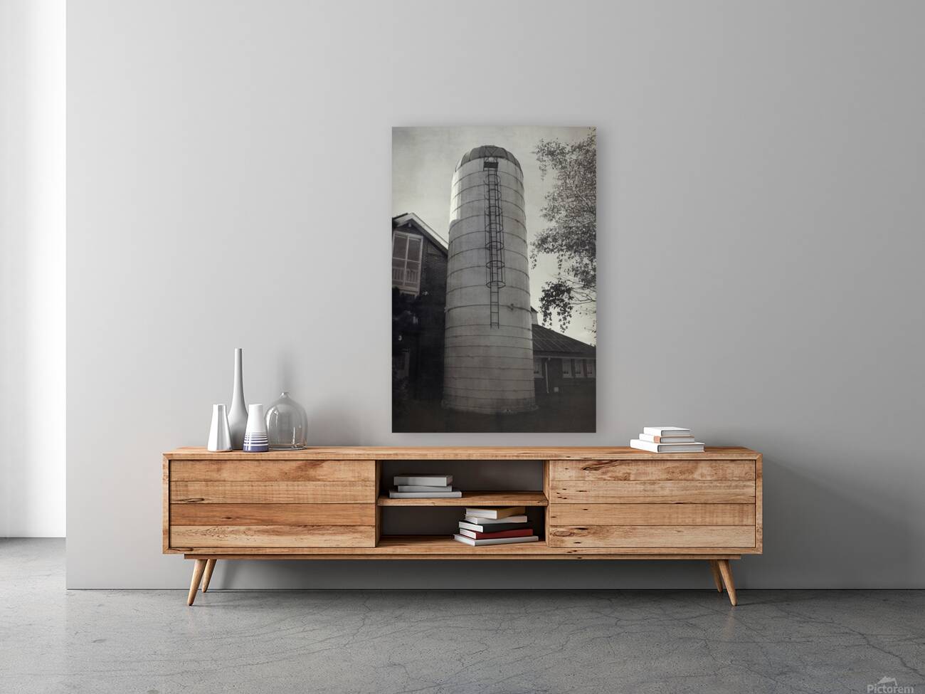 Front View Of Upland Silo Reproduction