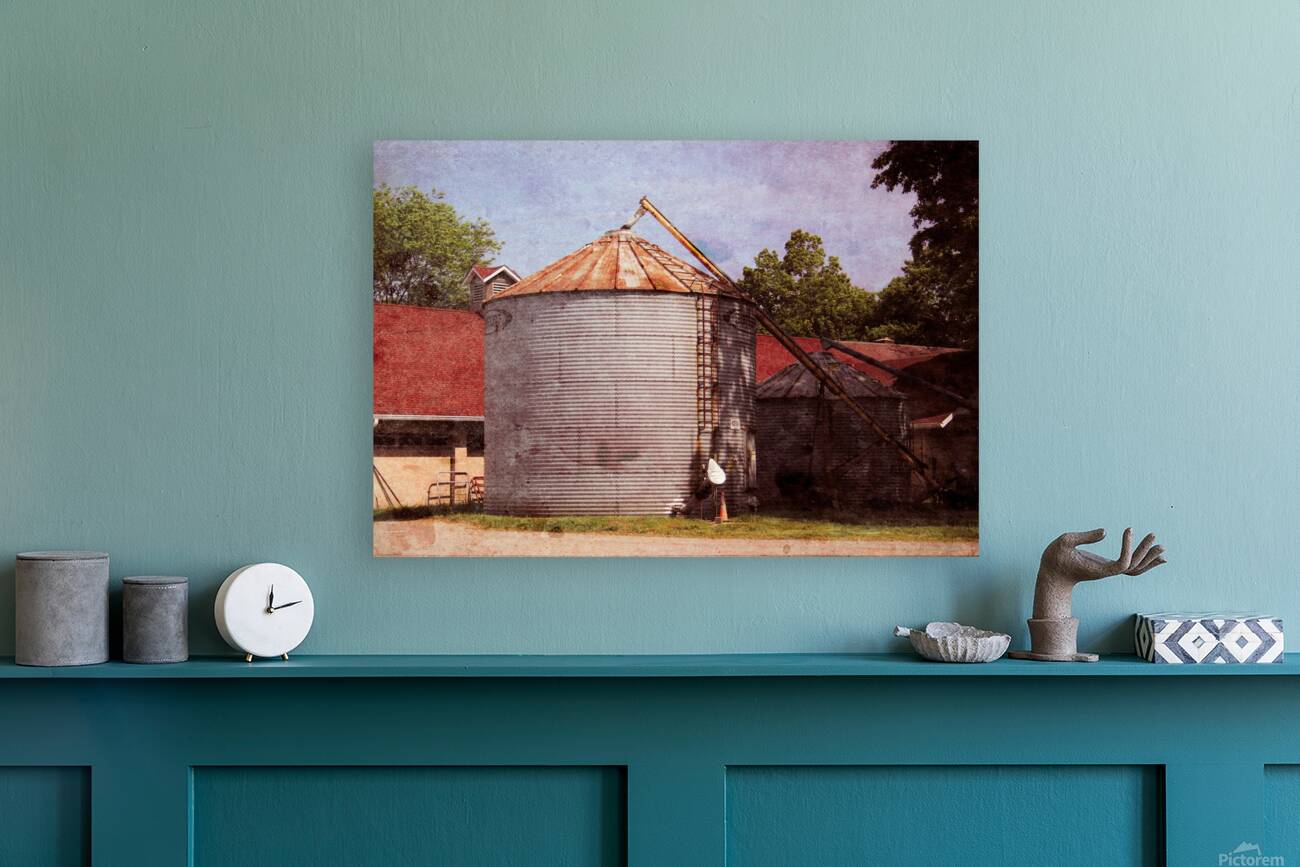 Metal Silo Reproduction